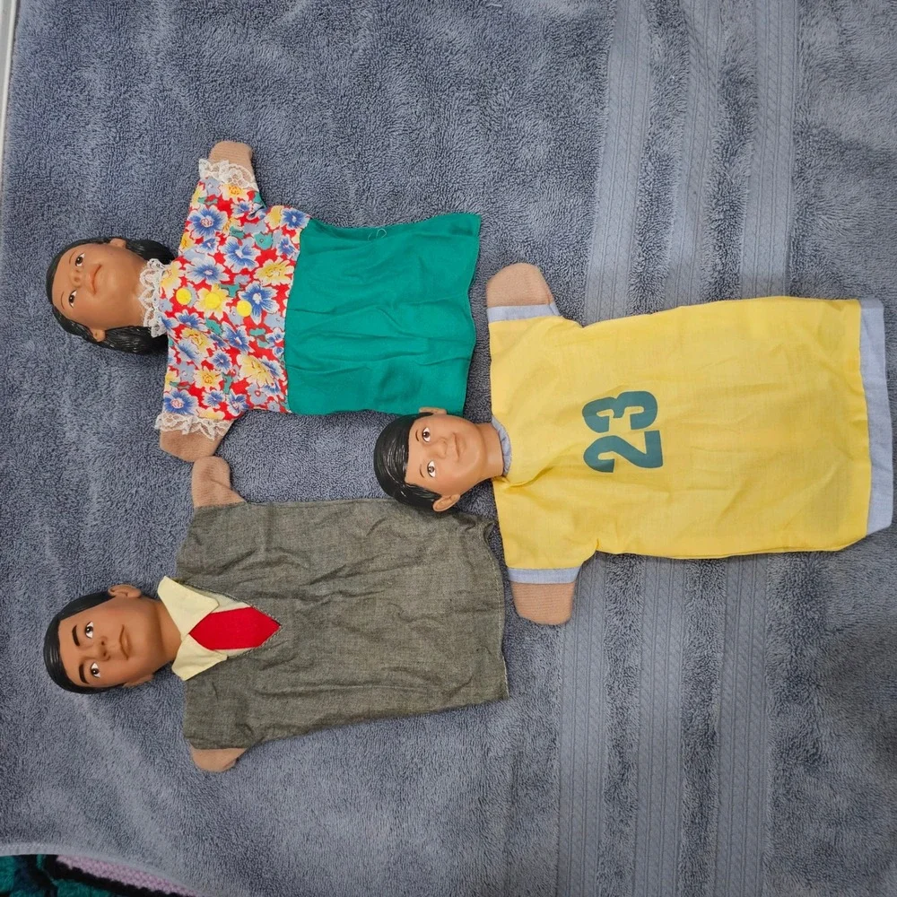 Vintage Hispanic Family Hand Puppets Set of 5 Educational Storytelling Toys